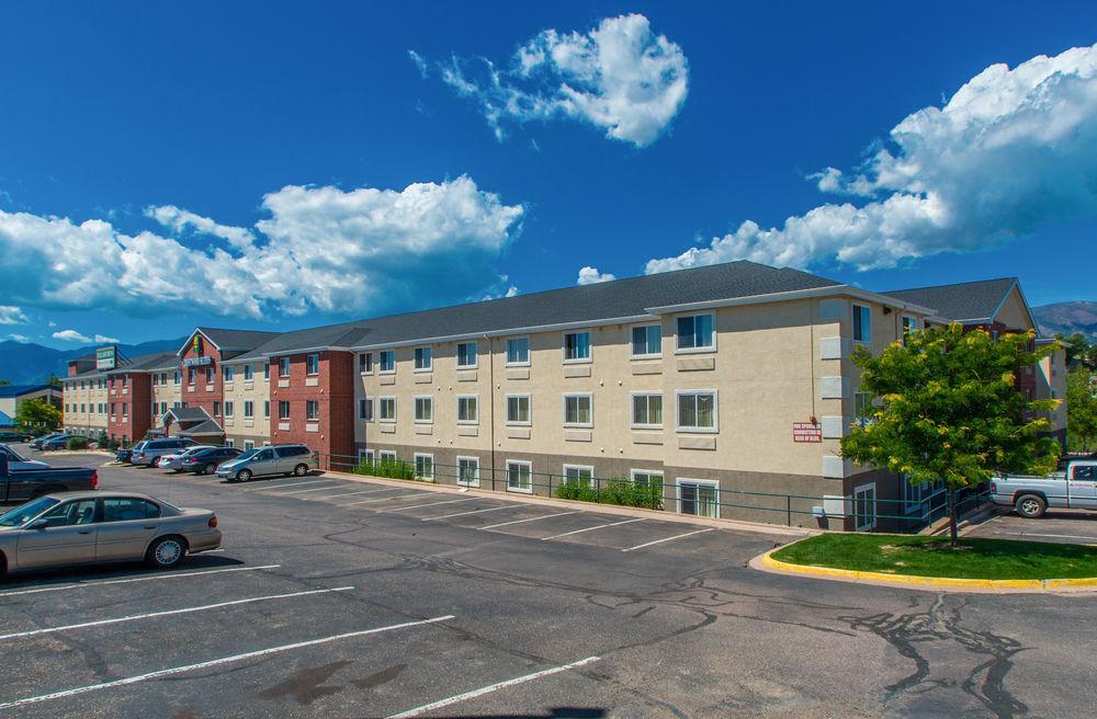 Intown Suites Extended Stay Colorado Springs Extérieur photo