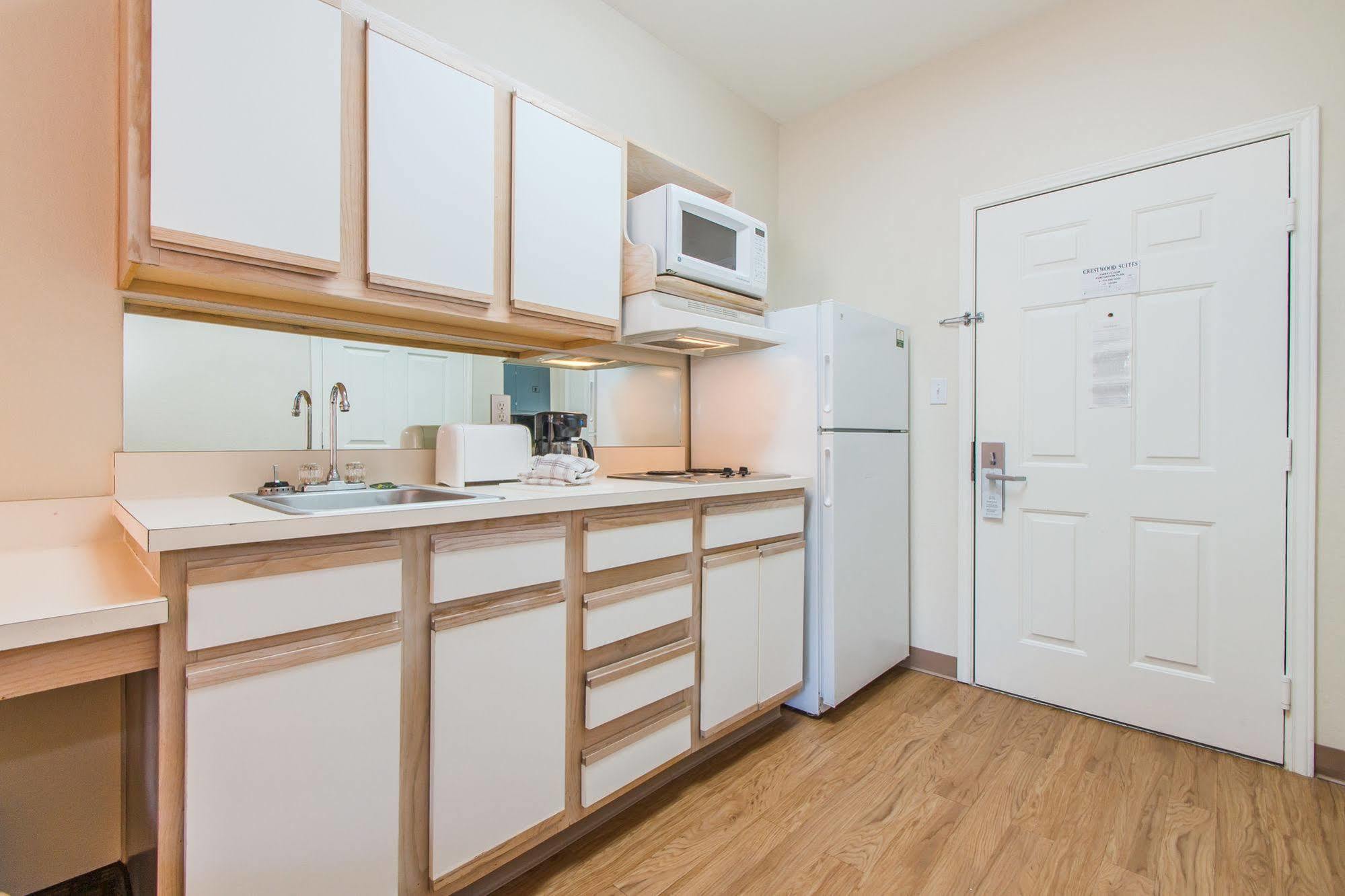 Intown Suites Extended Stay Colorado Springs Extérieur photo