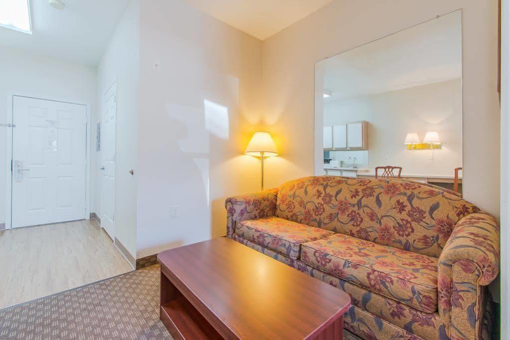 Intown Suites Extended Stay Colorado Springs Extérieur photo