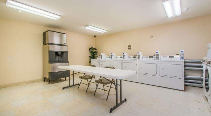 Intown Suites Extended Stay Colorado Springs Facilités photo